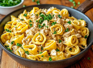 Read more about the article Amazing Chicken Tortellini Alfredo